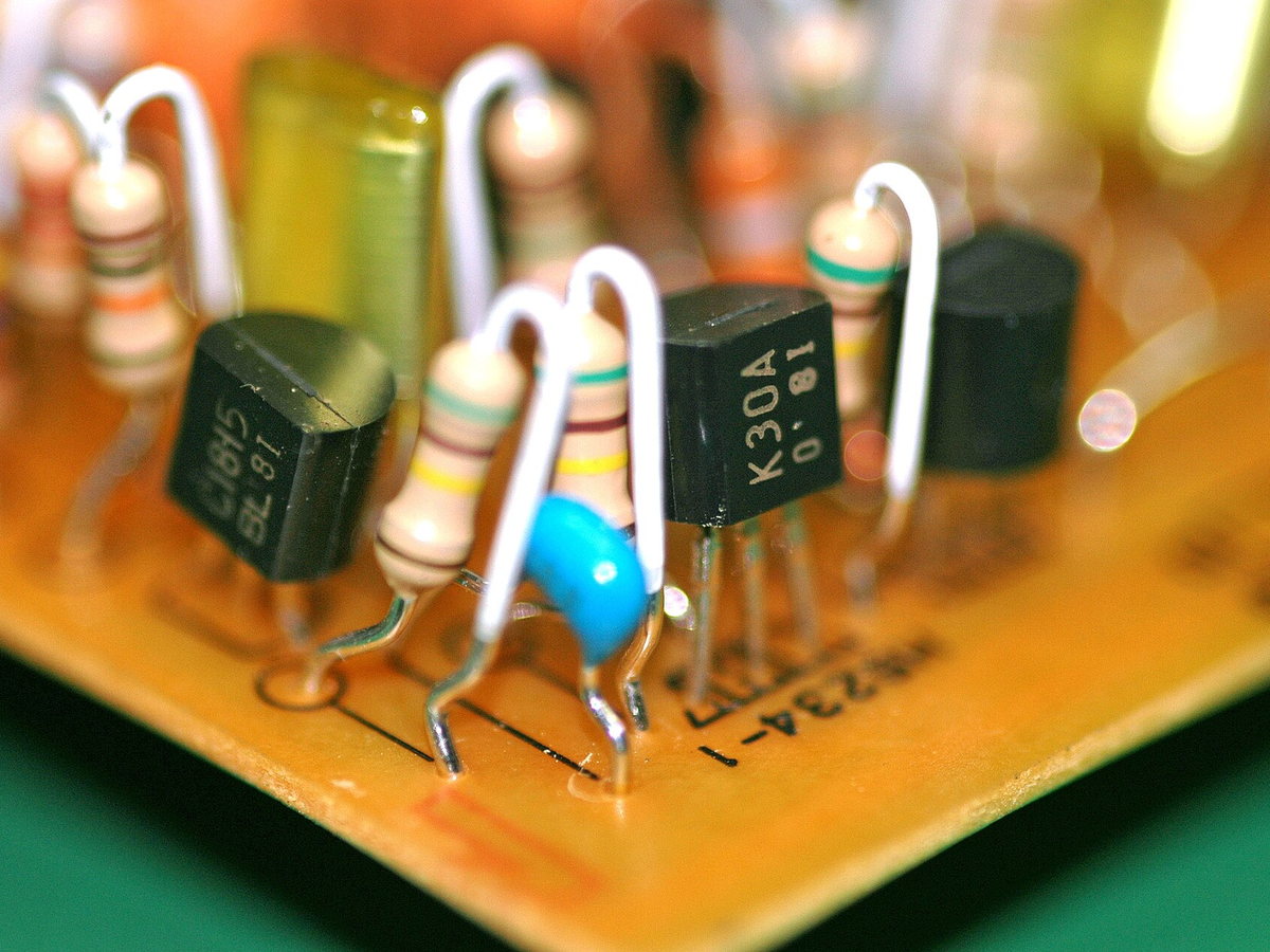 Integrated circuits and MCU modules on tape and reel
